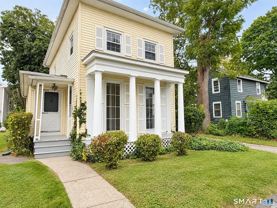 63 Golden Hill Street Photo 1