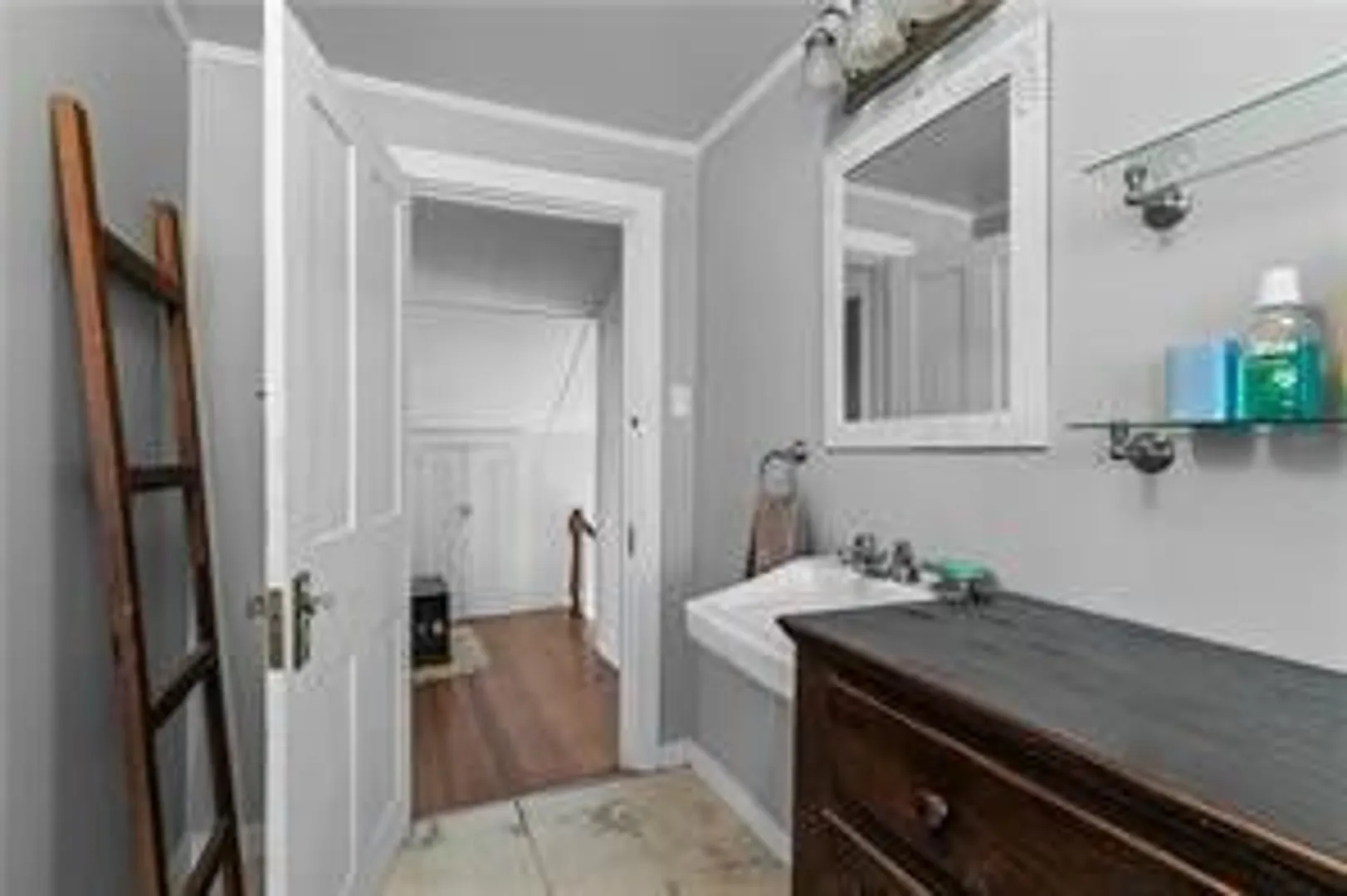 14 Dearborn Street Photo 22
