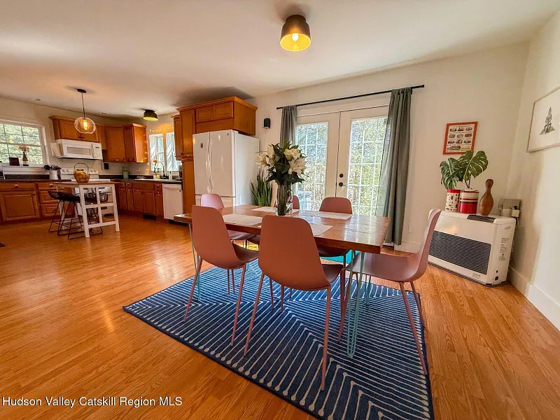 2211 W Hubbell Hill Road Photo 16