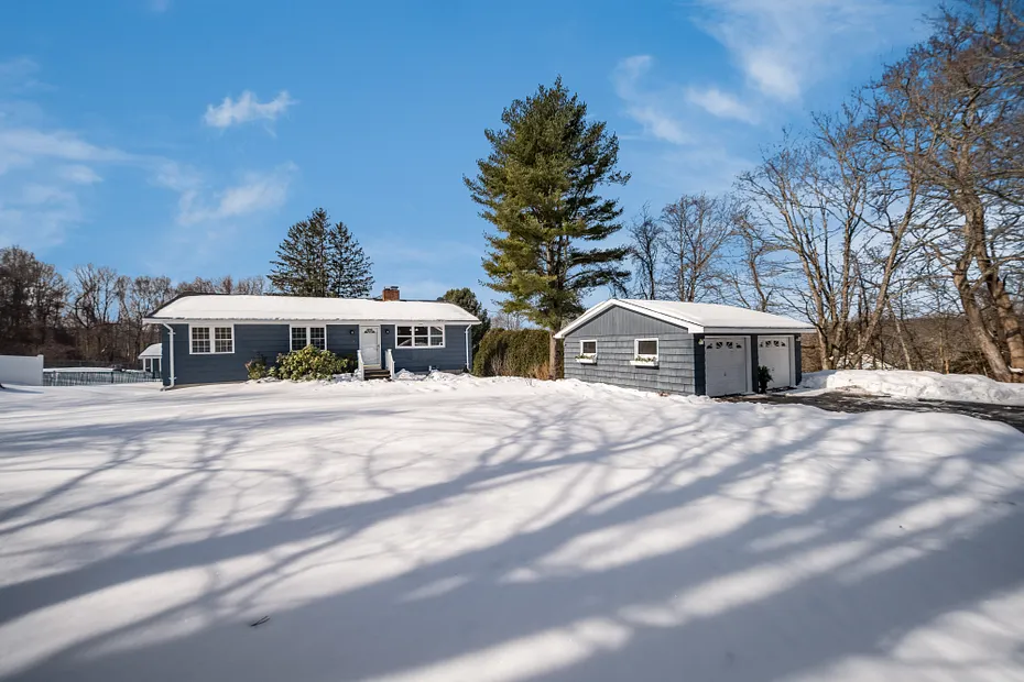 15 Wahconah Drive Photo 1
