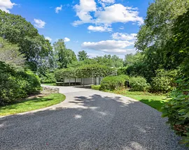 565 Oenoke Ridge