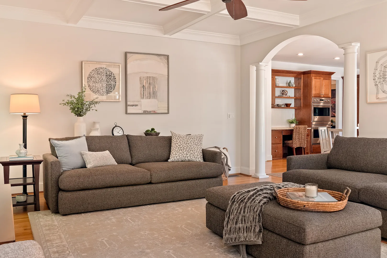 14 Highwood Crossing Photo 18