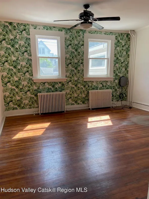 227 Warren Street Photo 12