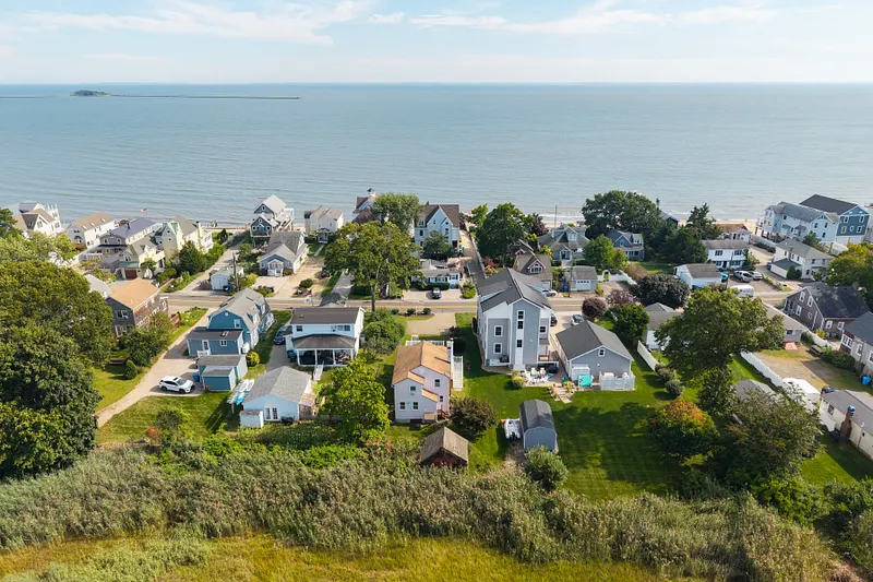 144 Shore Road Photo 28