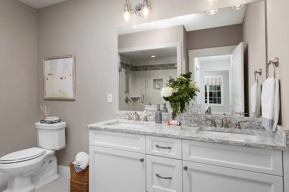 91 Miter Drive  #18-1 Photo 10