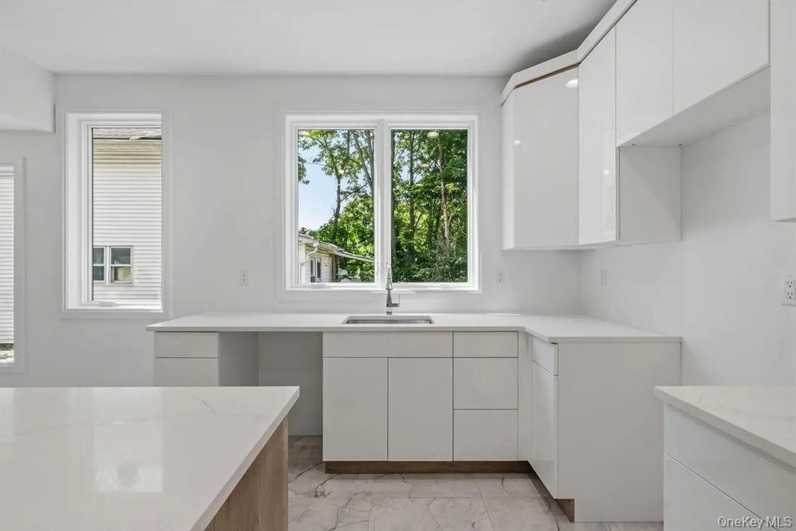 111 S Lake Street  #101 Photo 20