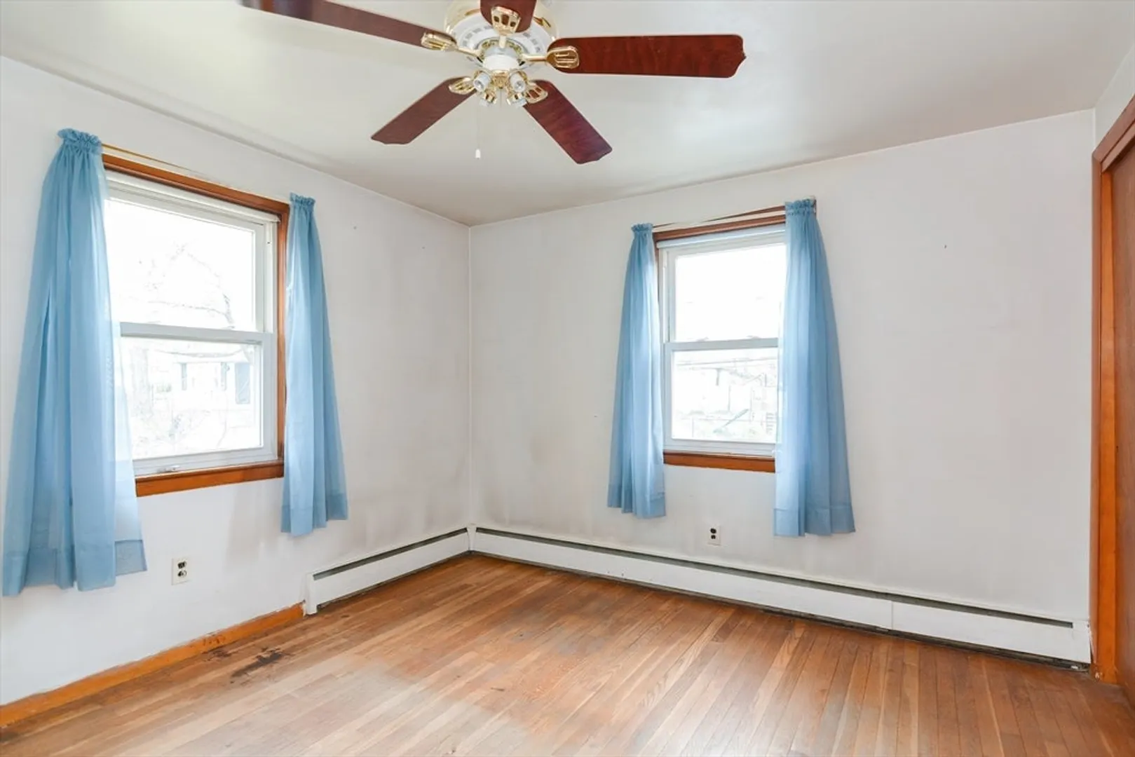 36 Fairlane Rd Photo 9
