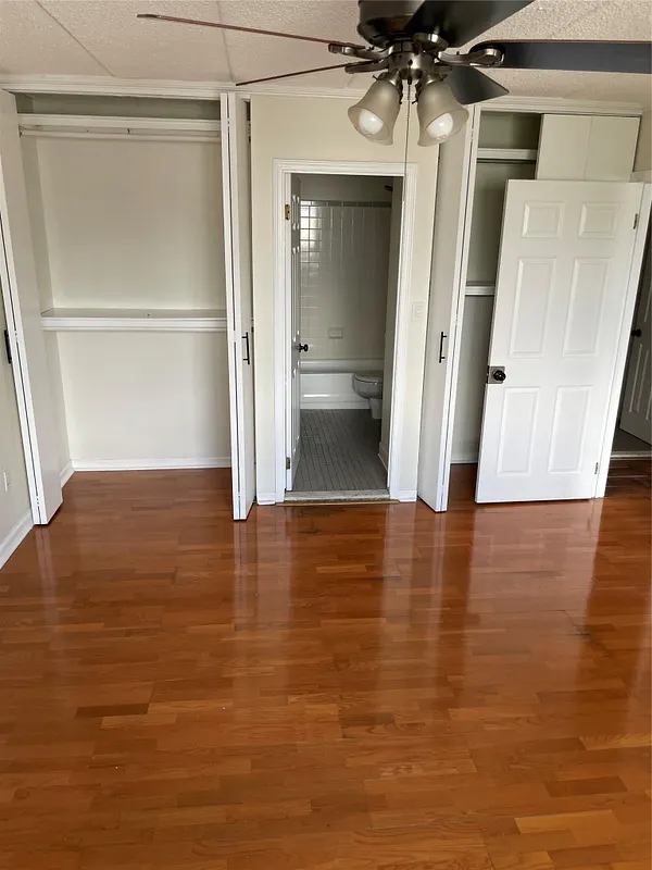 3220 Fairfield Avenue  #6D Photo 7