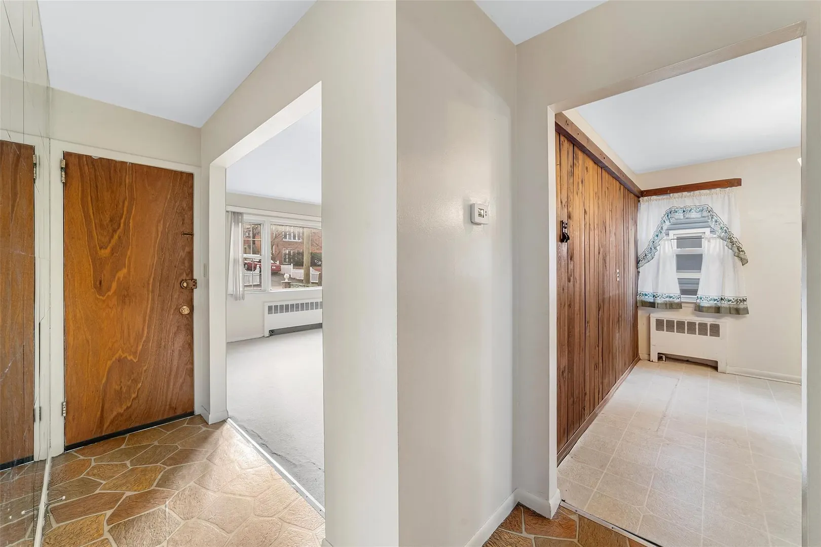 85 Stevens Avenue Photo 3
