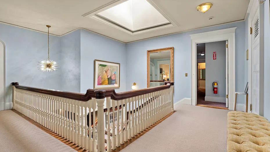 51 Walker St Photo 31