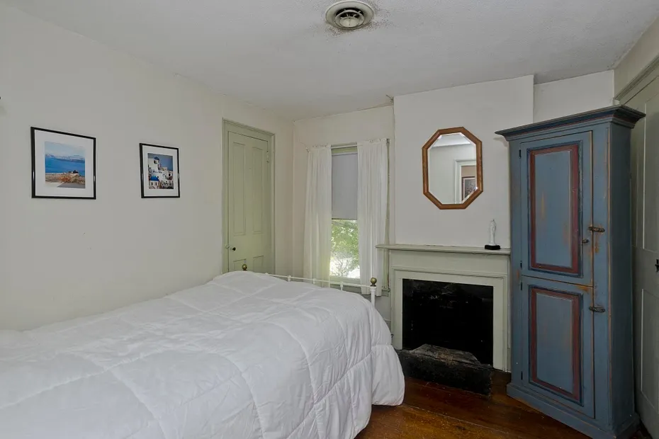 40 Somers Rd Photo 14