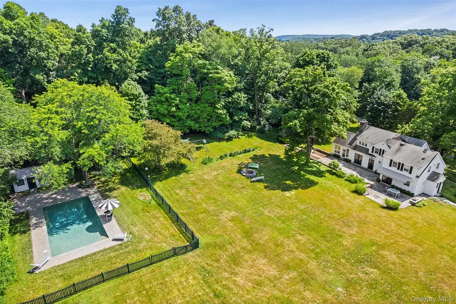 137 Boway Road Photo 1