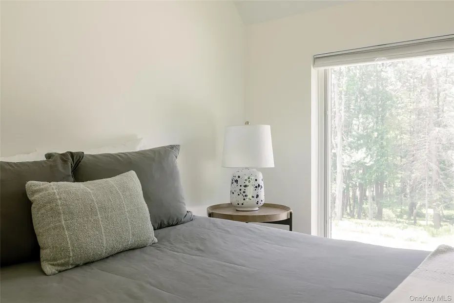 596 Perry Road Photo 30