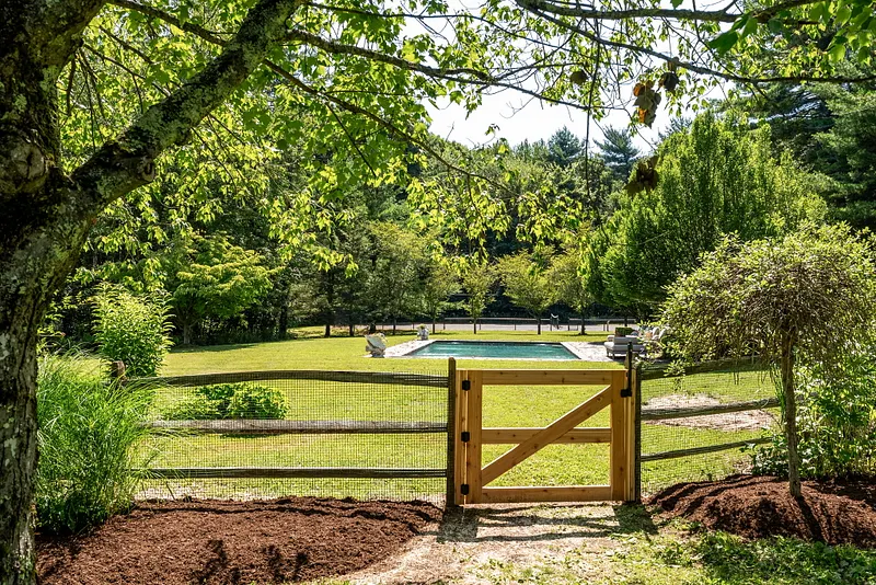295 Smith Hill Road Photo 33