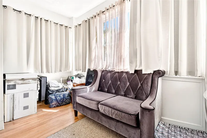 36 S 8th Avenue Photo 12