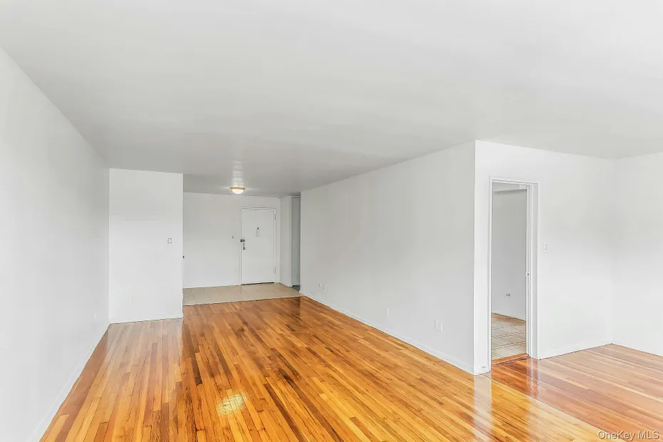209-39 23rd Avenue  #3F Photo 5