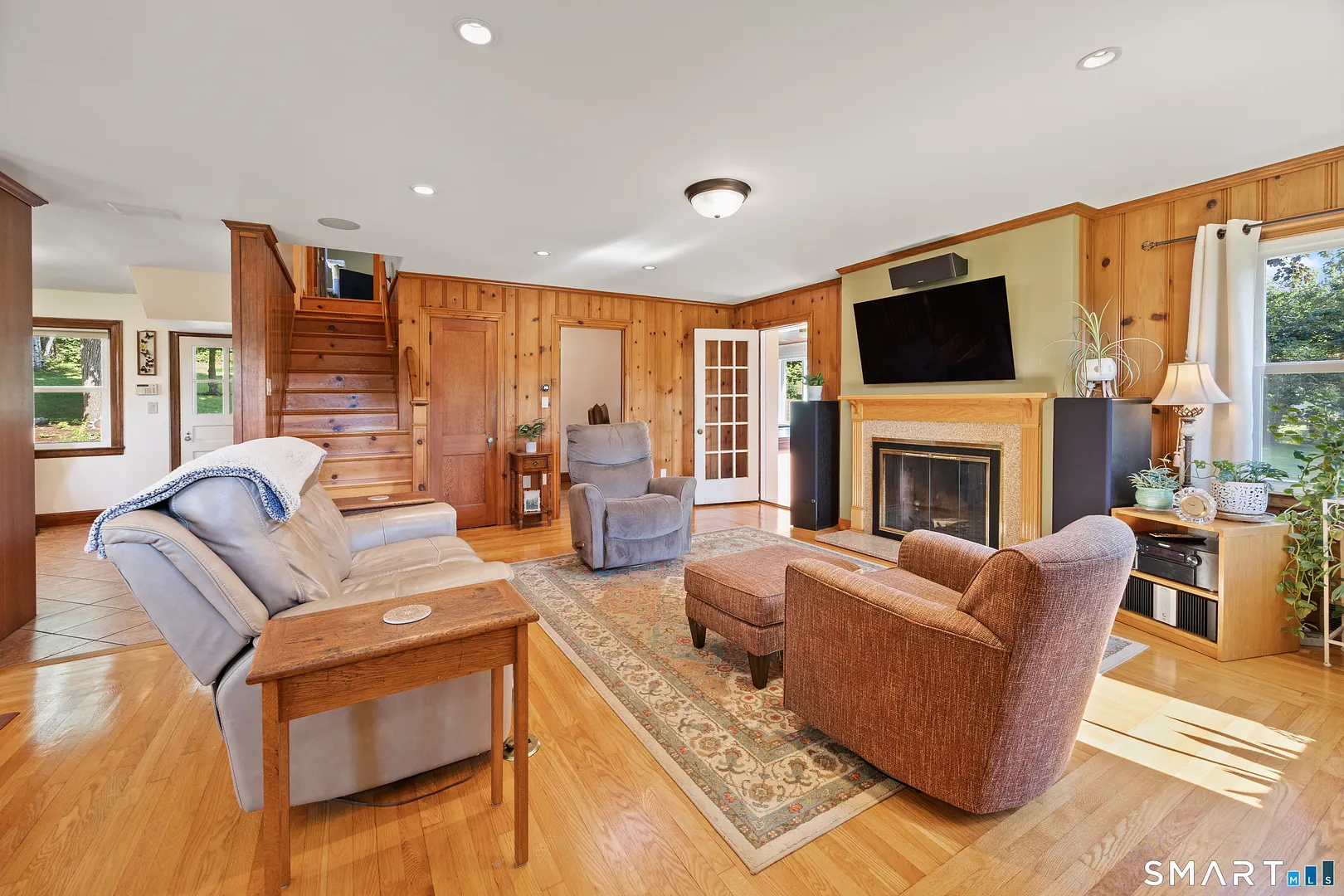 161 Upper State Street Photo 4