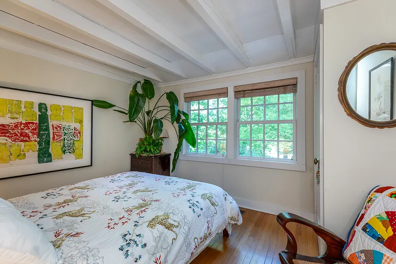 130 Lake Drive Photo 19