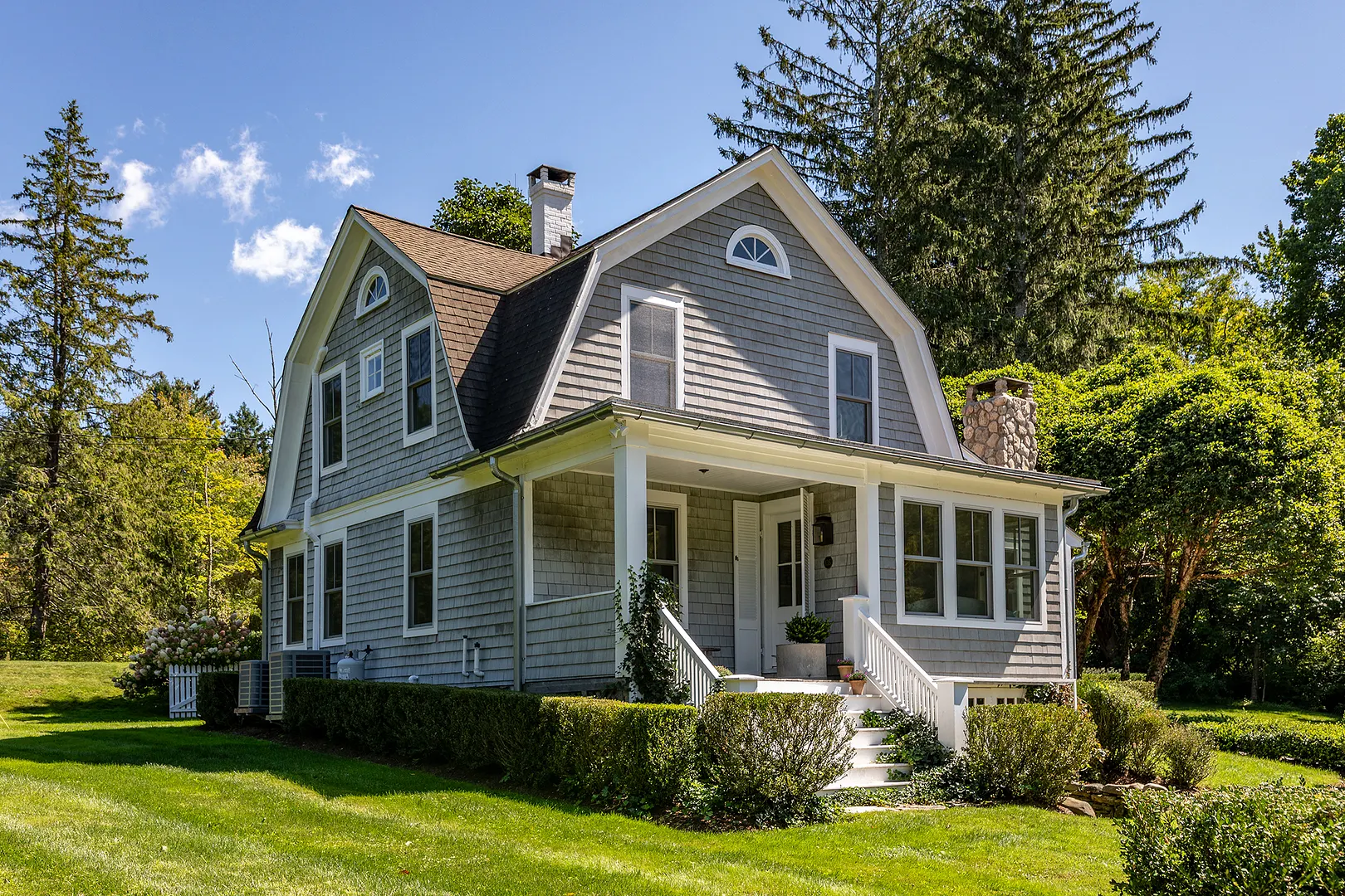 135 Wykeham Road Photo 36
