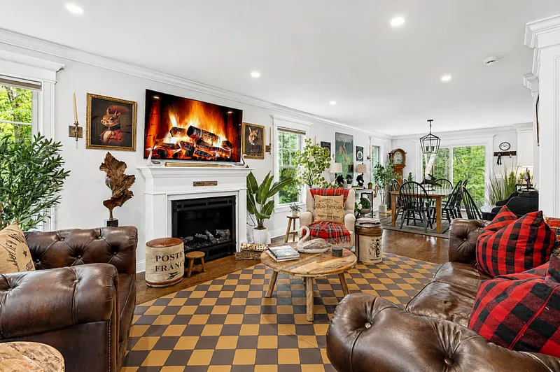 151 Alger Road Photo 5