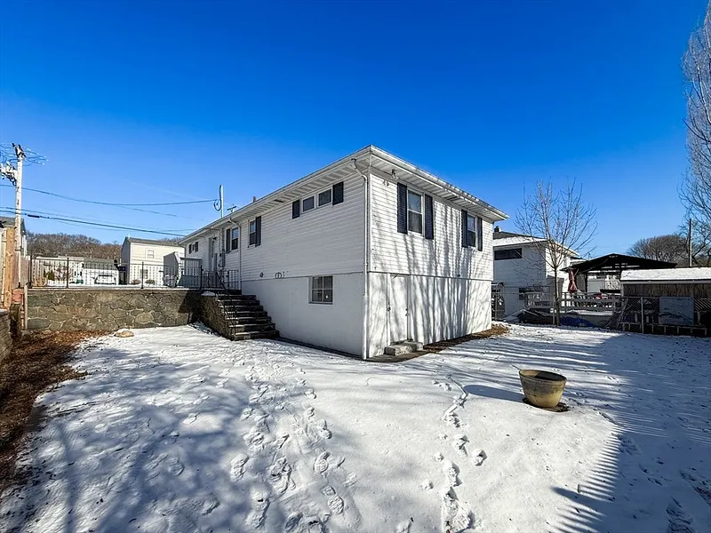 31 Millard Ave Photo 39