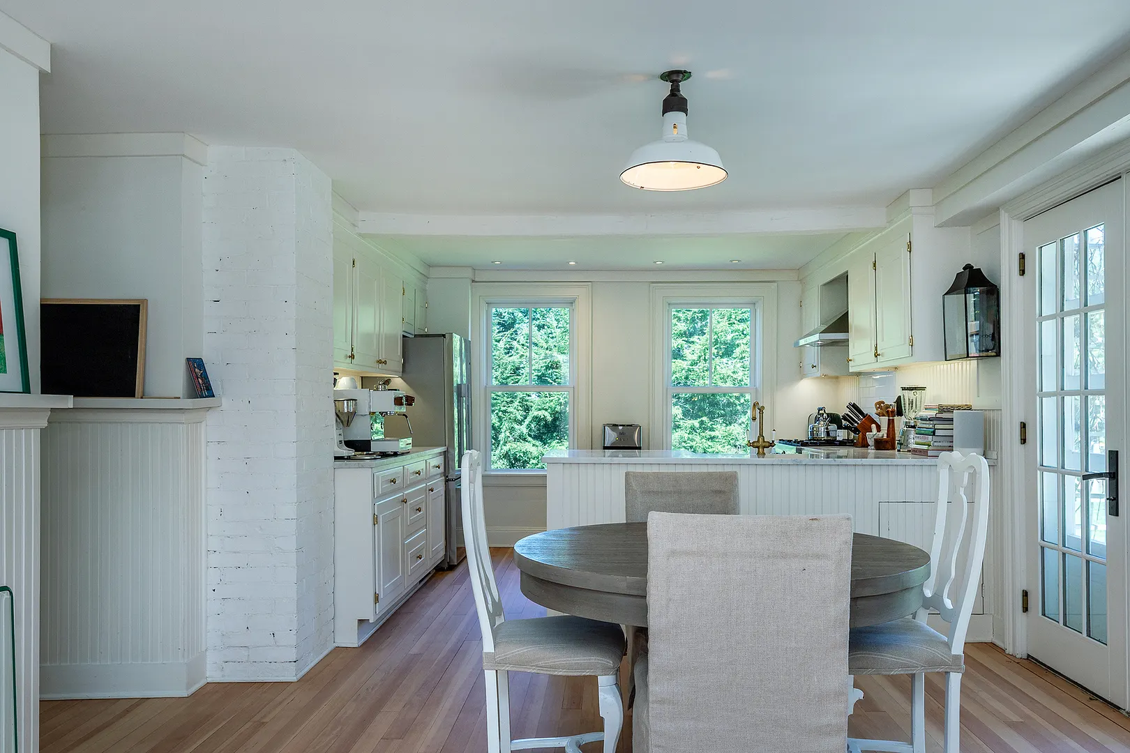 135 Wykeham Road Photo 15