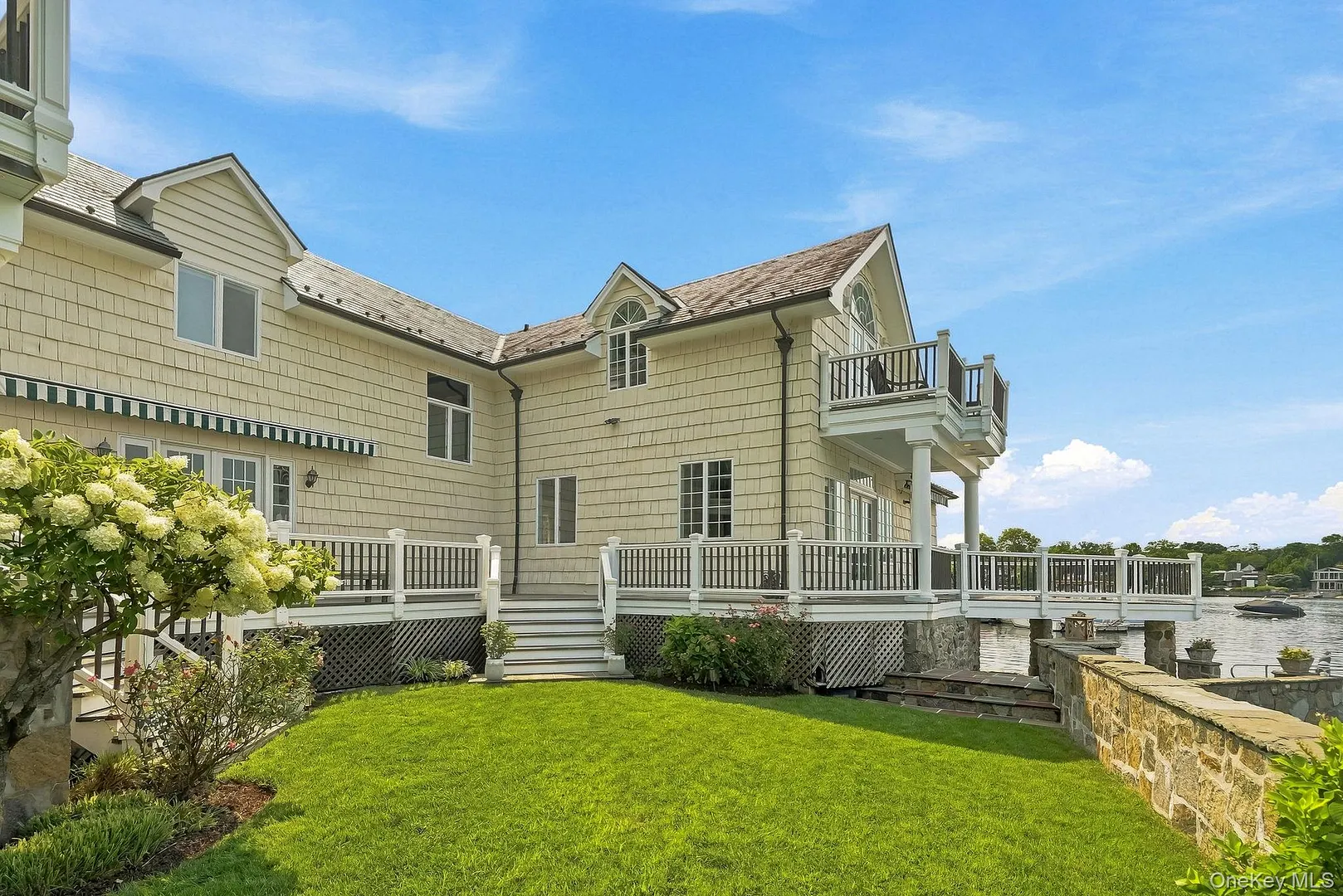522 The Parkway Photo 31