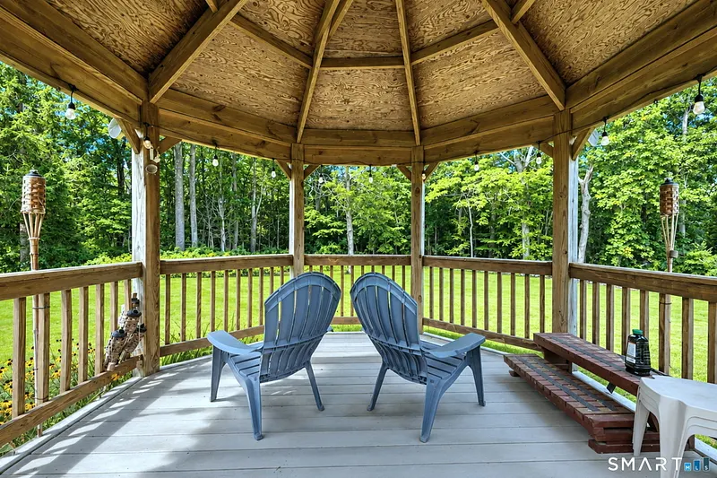 86 Spencer Hill Photo 22