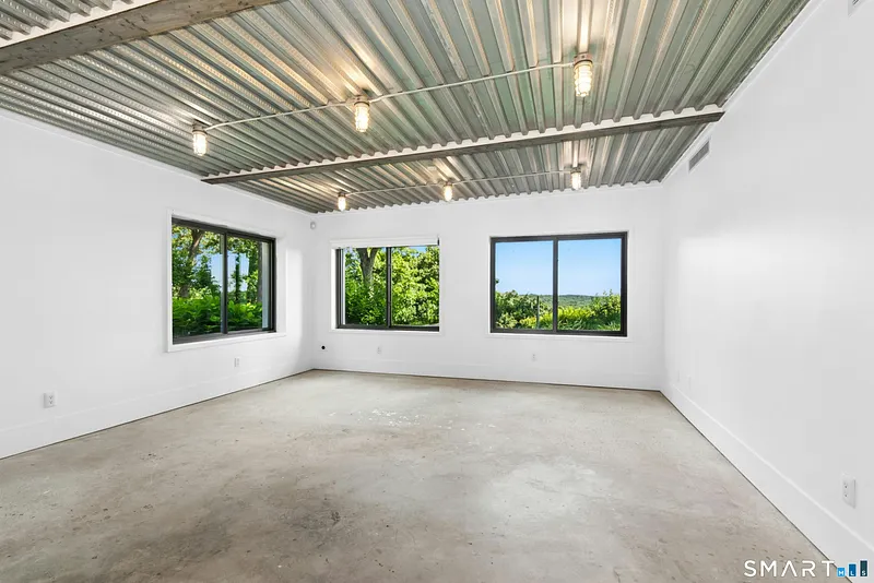 10 Dragonwood Lane Photo 28