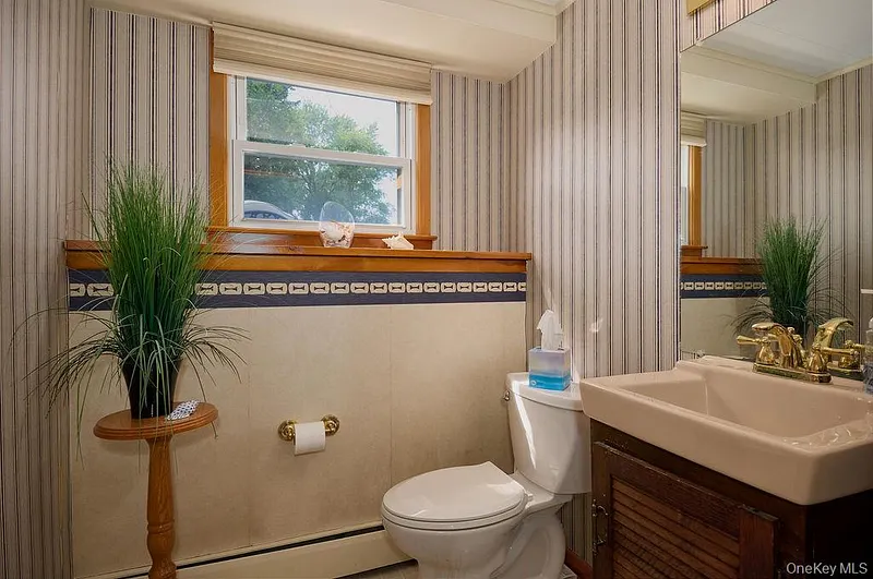 8 Carroll Drive Photo 38