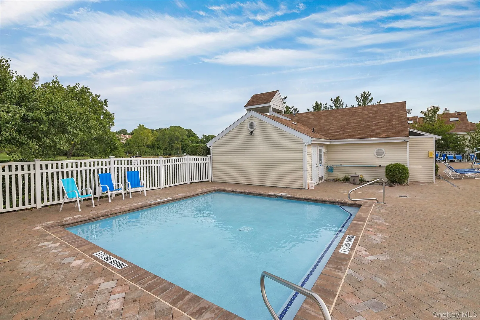 2107 Whispering Hills Photo 34