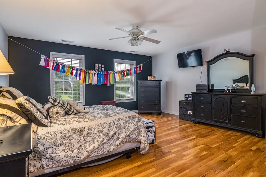 9 Pierpont Court Photo 24