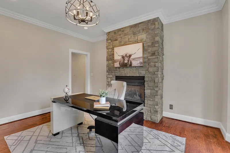 1 Ridgebury Road Photo 8