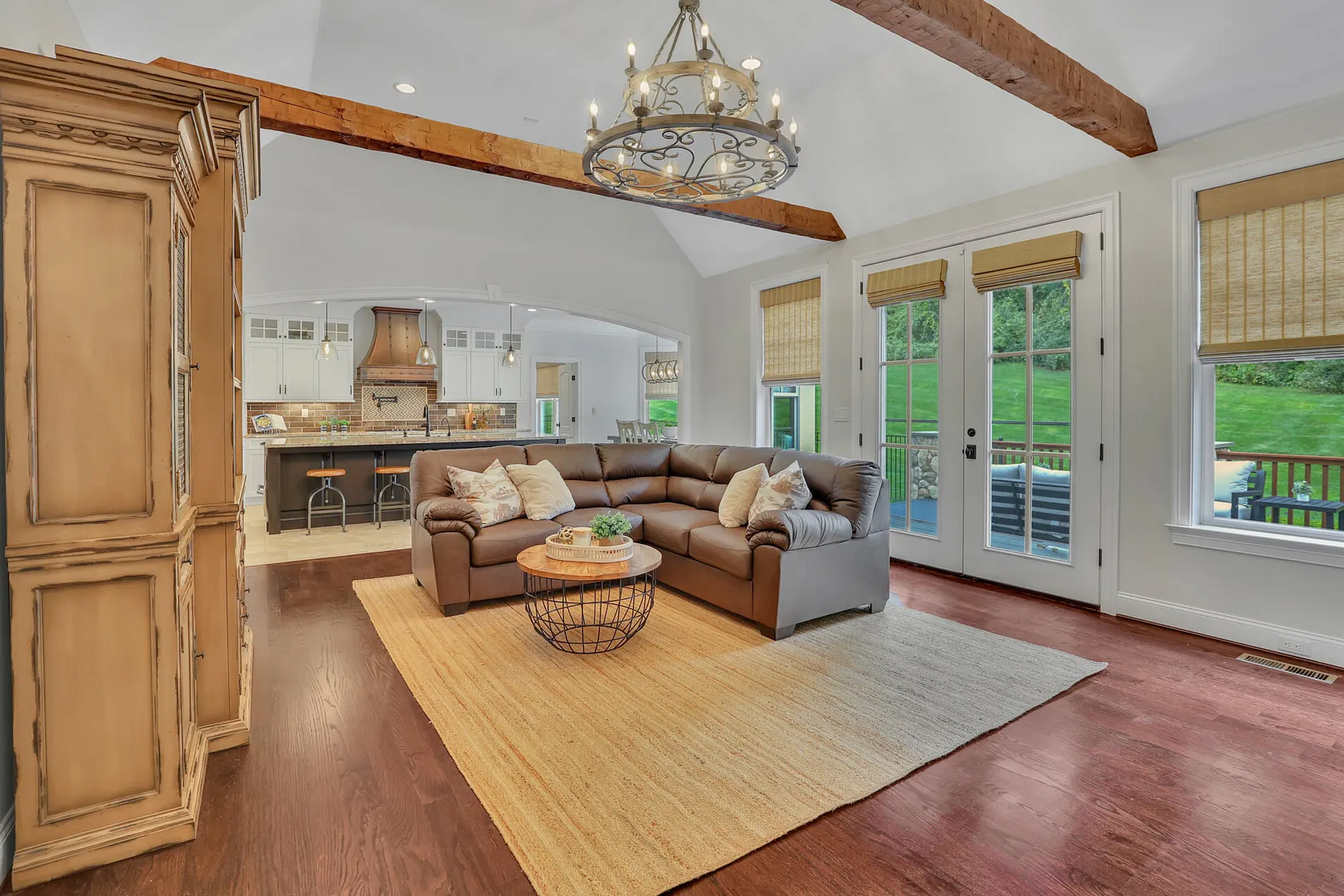 1 Ridgebury Road Photo 12