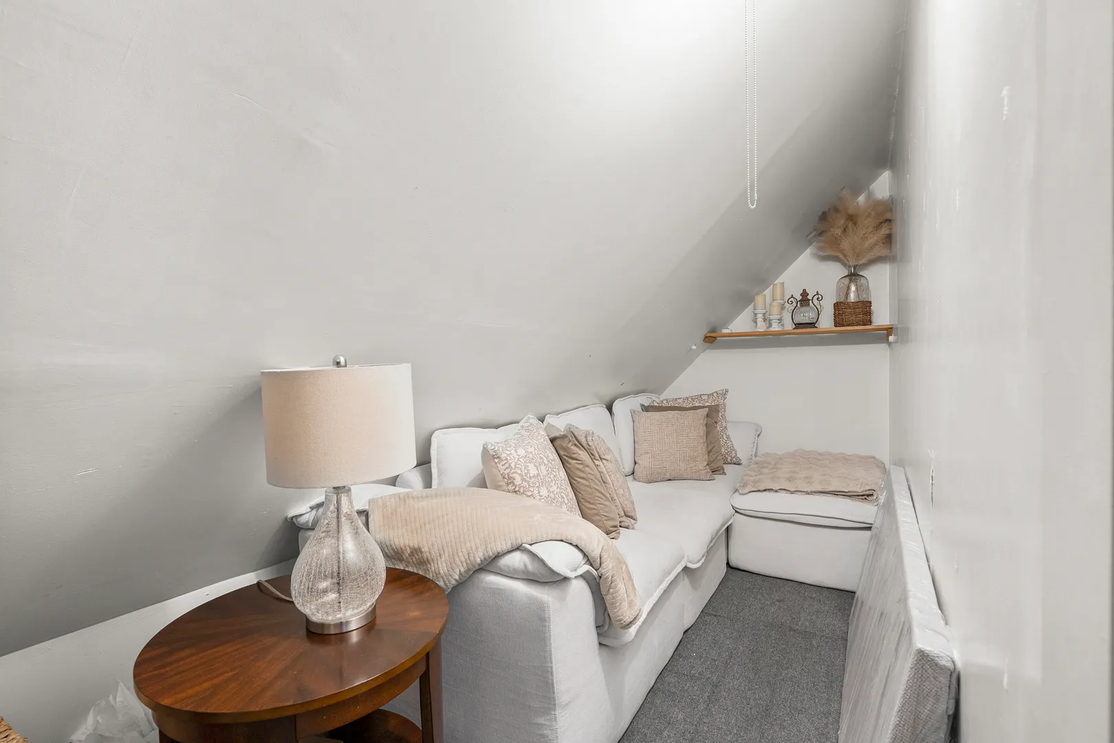 124 Pelham Street Photo 7