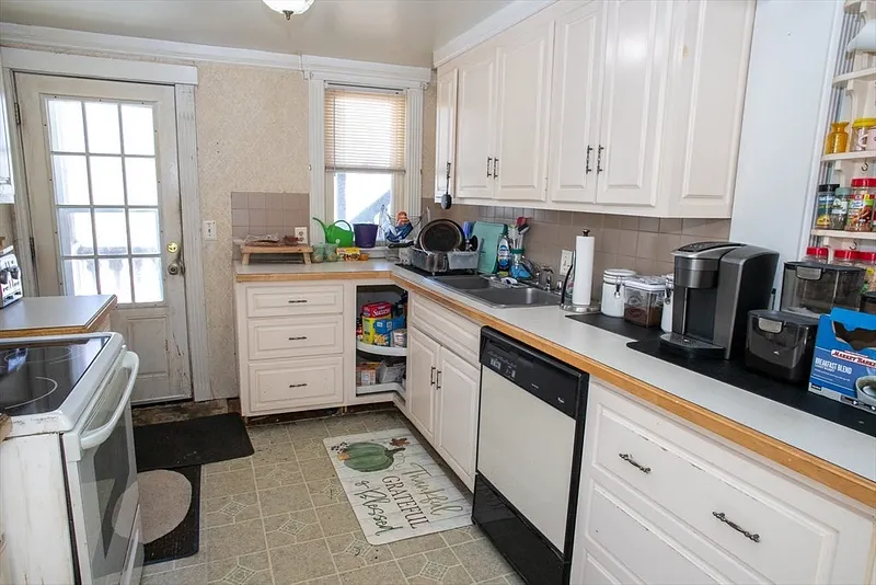 7 Leamy St Photo 36
