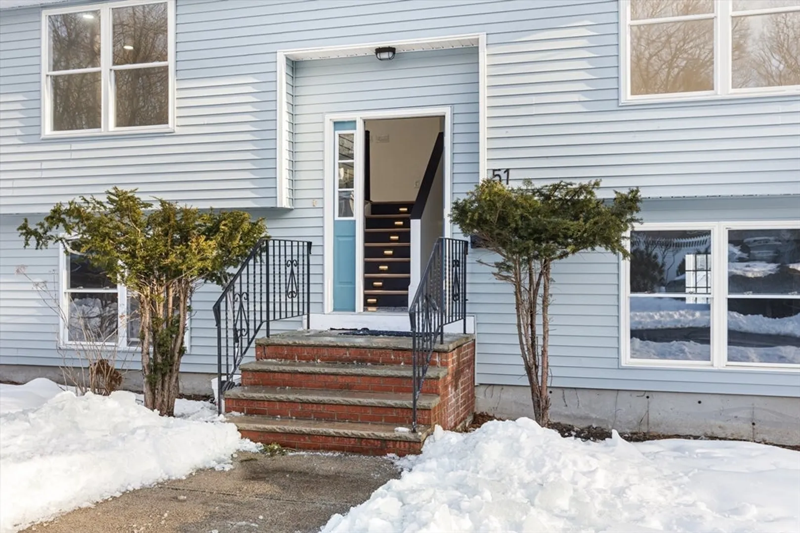 51 Belmont Ave Photo 2