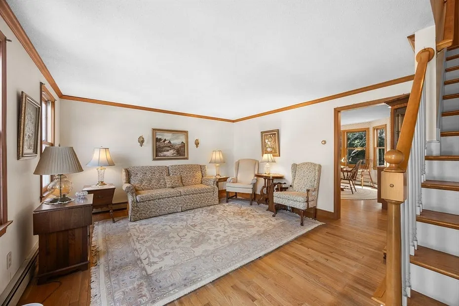 42 Marshview Circle Photo 3
