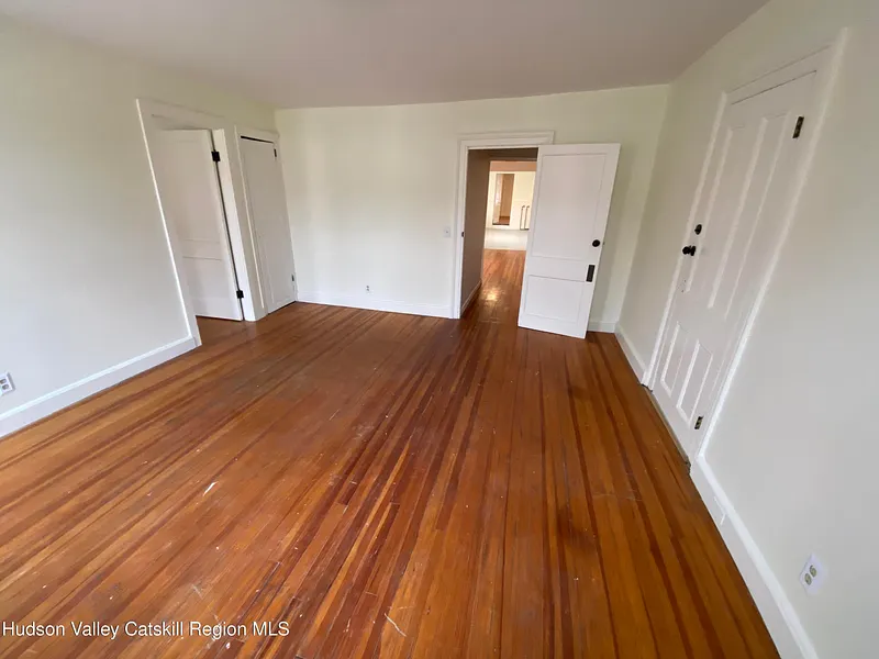 227 Warren Street Photo 21