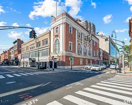 809 Chapel Street