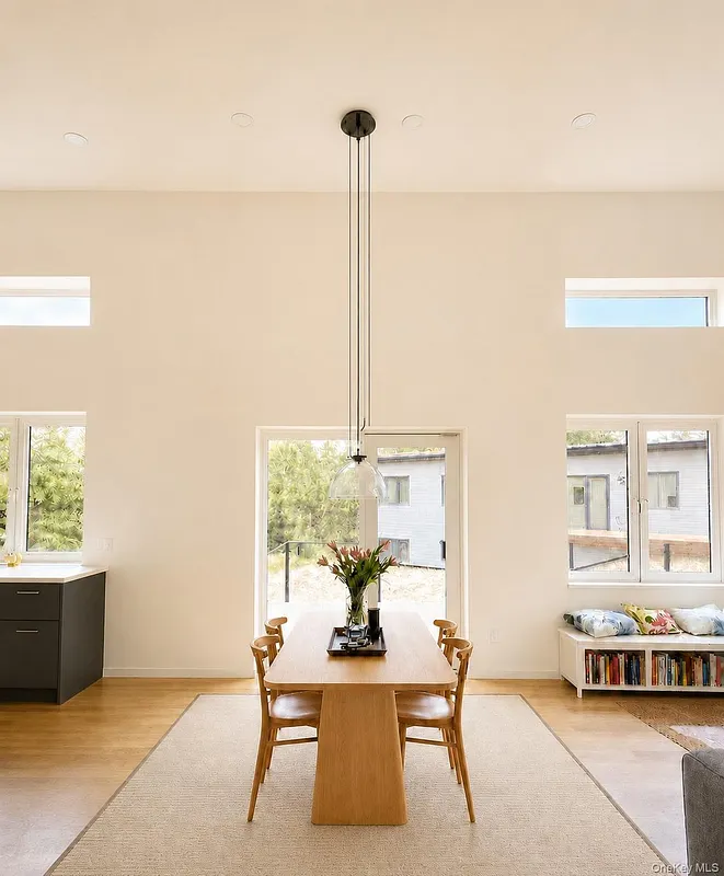 10 A Cooper Street Photo 5