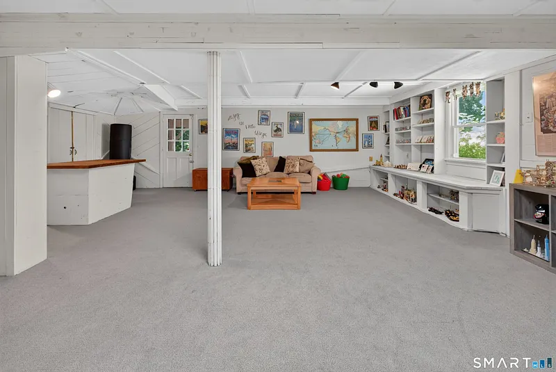 87 Chevas Road Photo 26