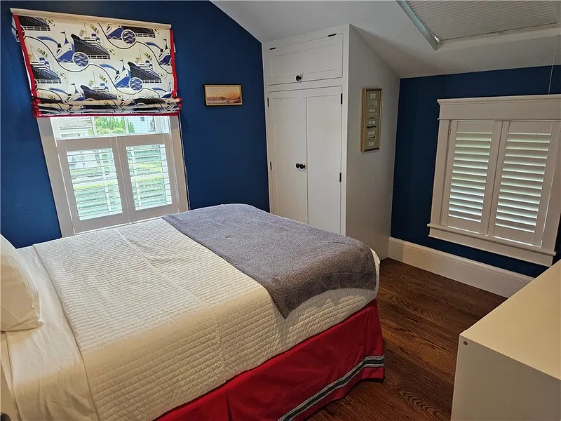 209 Coggeshall Avenue Photo 39