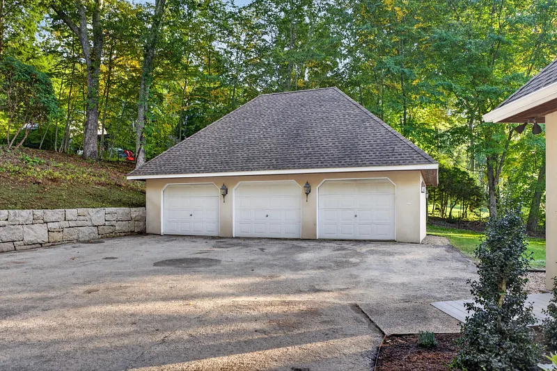 87 Cove Road Photo 34