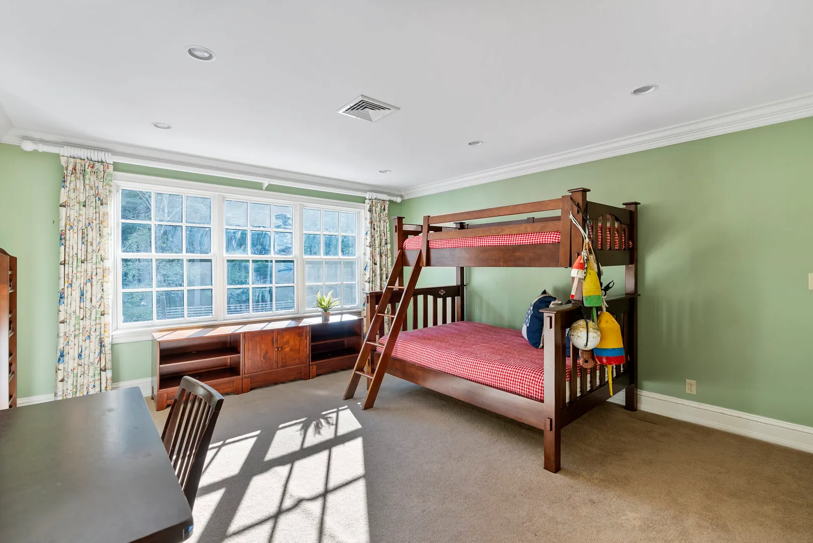 6 Pine Hill Road Photo 28
