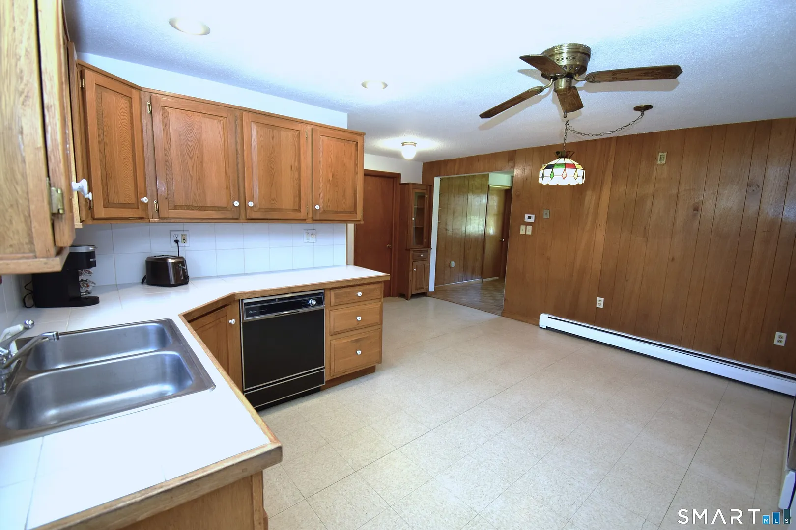 273 Horse Pond Road Photo 8