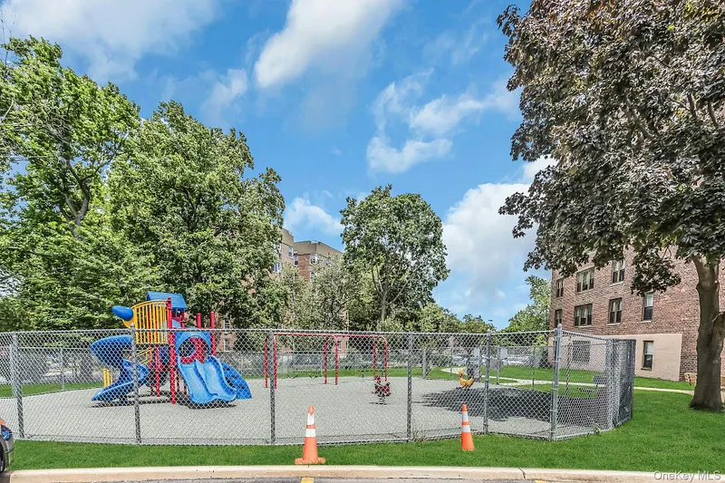 209-39 23rd Avenue  #3F Photo 19