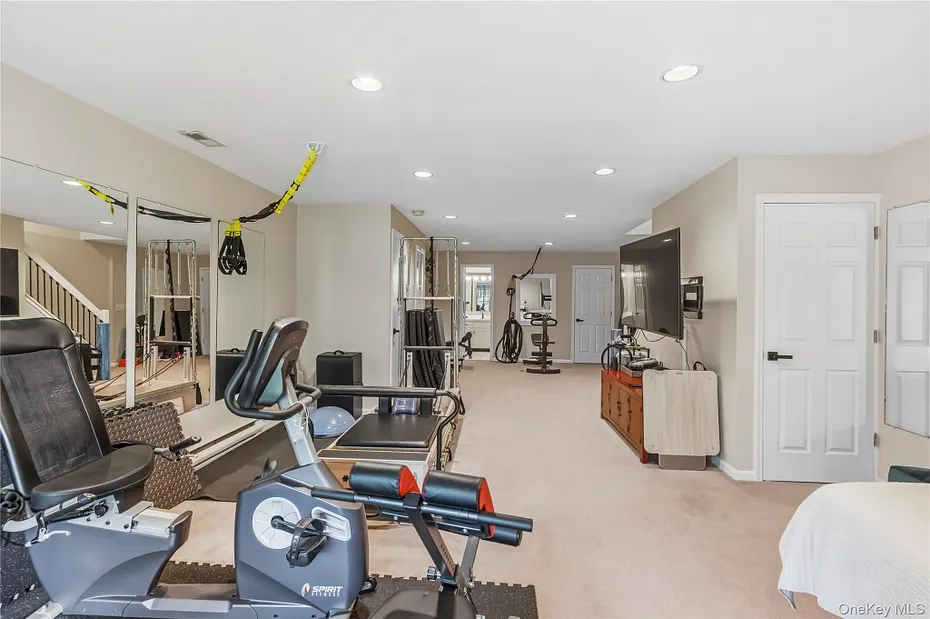 1404 Scarborough Drive Photo 27