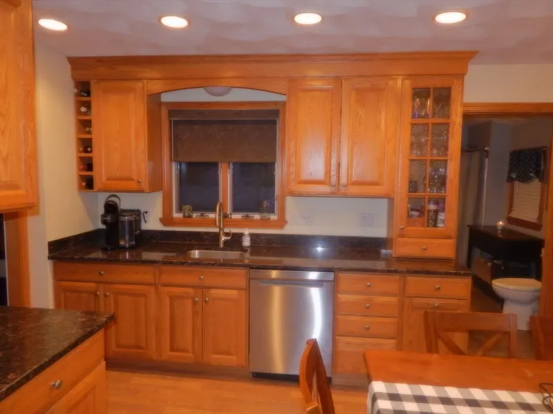 20 Virginia Ter Photo 13