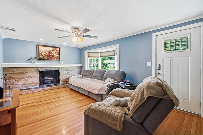 31 Sunset Terrace Photo 11
